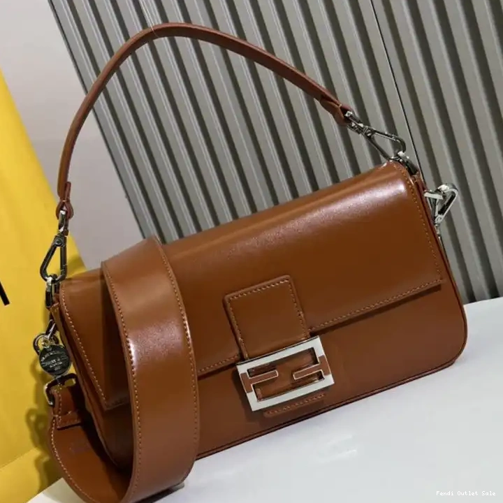 Affordable Tiffany Medium In Brown Leather Baguette Smooth Fendi Bag 0517
